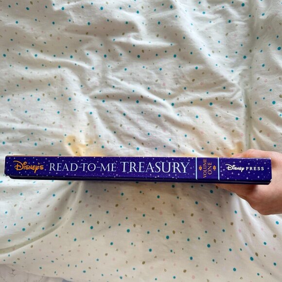 Disney's Read To Me Treasury Volume One Hardcover 2001 - Picture 3 of 8